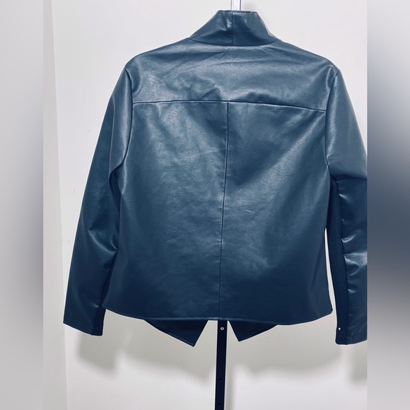 BB DAKOTA STEVE MADDEN DESIGNER FAUX LEATHER ASSYM ZIPPER EDGY MOTO JACKET SZ M - Picture 5 of 6